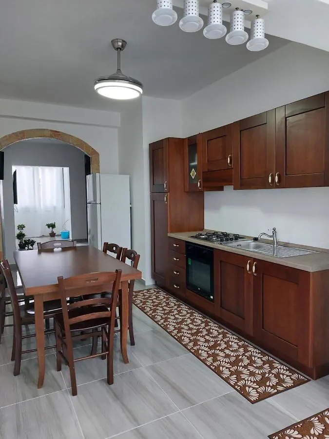 L'Appartamento Del Mare Marsala 0*,